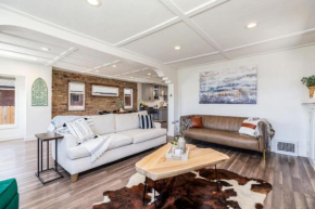 Cottage on Main Only Minutes to Downtown SLC